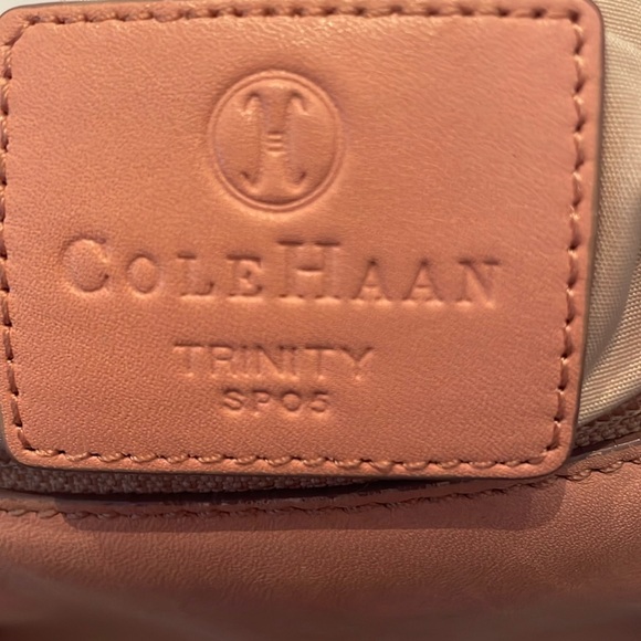 VINTAGE COLE HAAN HANDBAG - Picture 2 of 8